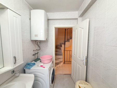 Kumbağ Denize 50 Mt Havuzlu Site İçinde Satılık Tripleks Villa