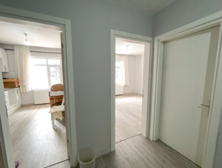 Kumbağ Pazar Sokağında Ayrı Mutfaklı Geniş 2+1 Kiralık Daire