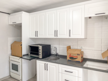 Kumbağ Pazar Sokağında Ayrı Mutfaklı Geniş 2+1 Kiralık Daire