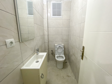 Kumbağ Pazar Sokağında Ayrı Mutfaklı Geniş 2+1 Kiralık Daire