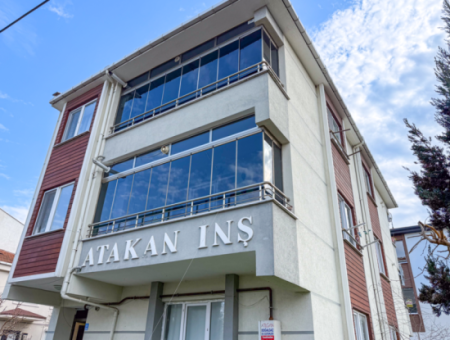 Kumbağ'da Gündal Plajına Yakın İskanlı Binada Satılık 1+1 Daire