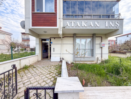 Kumbağ'da Gündal Plajına Yakın İskanlı Binada Satılık 1+1 Daire