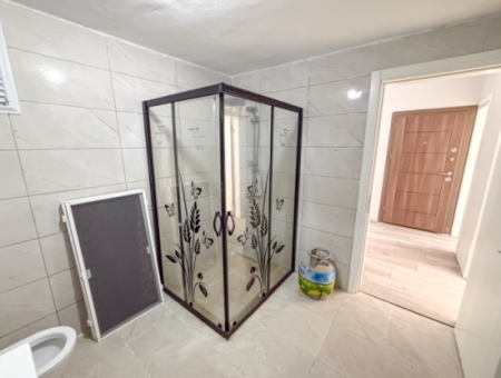 Kumbağ Pazar Sokağında Ayrı Mutfaklı Geniş 2+1 Kiralık Daire