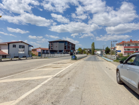 Kumbağ'da Ana Caddeye Sıfır Full Eşyalı Kiralık 2+1 Daire