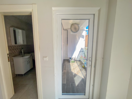 Kumbağ Pazar Sokağı Asansörlü Binada Kiralık 1+1 Daire