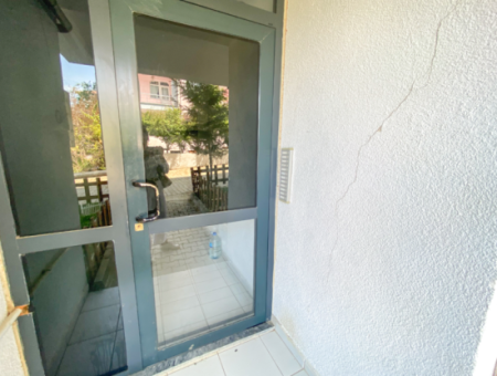 Kumbağ Pazar Sokağı Asansörlü Binada Kiralık 1+1 Daire