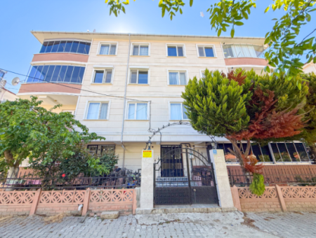 Kumbağ Köy İçinde Denize Yakın Geniş 2+1 Kiralık Daire