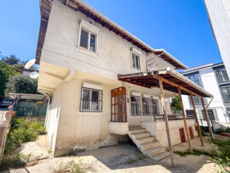 Kumbağ Merkezi Konumda Denize Yakın Satılık Dubleks 3+1 Villa