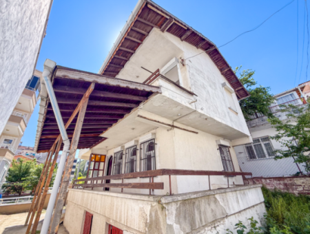Kumbağ Merkezi Konumda Denize Yakın Satılık Dubleks 3+1 Villa