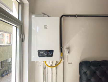 Kumbağ Merkezi Konumda Denize Yakın Eşyalı 2+1 Kiralık Daireler