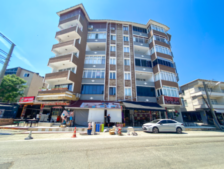 Kumbağ Merkezi Konumda Deniz Manzarlı Eşyalı Kiralık 2+1 Daire