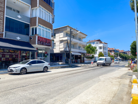 Kumbağ Merkezi Konumda Deniz Manzarlı Eşyalı Kiralık 2+1 Daire