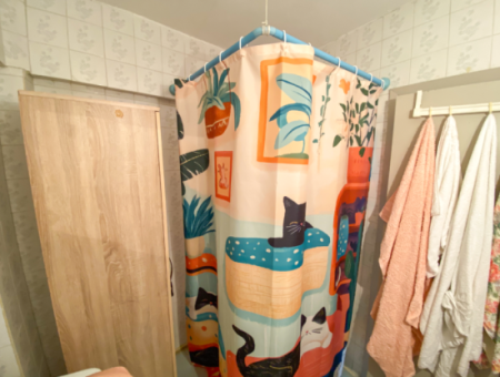 Kumbağ Merkezi Konumda Deniz Manzarlı Eşyalı Kiralık 2+1 Daire