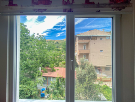 Kumbağ Denize Yakın İskanlı Asansörlü Binada Satılık 2+1 Daire