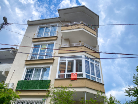 Kumbağ'da Merkezi Konumda Çift Balkonlu Geniş 2+1 Kiralık Daire