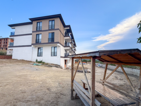 Kumbağ Havuzlu Sitede Deniz Ve Doğa Manzaralı 2+1 Satılık Daire