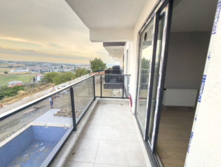 Kumbağ Havuzlu Sitede Deniz Ve Doğa Manzaralı 2+1 Satılık Daire