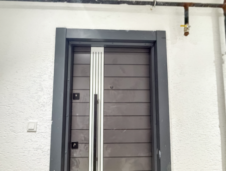 Kumbağ Havuzlu Sitede Deniz Ve Doğa Manzaralı 2+1 Satılık Daire