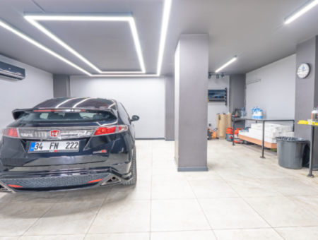 100. Yıl Mah. İşlek Cadde Üzerinde 135 M2 Satılık Dükkan