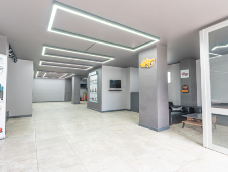 100. Yıl Mah. İşlek Cadde Üzerinde 135 M2 Satılık Dükkan