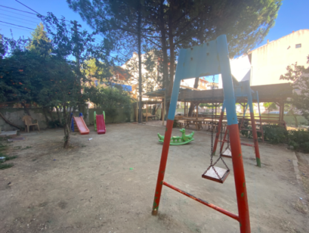 Kumbağ'da Merkezi Konumda Havuzlu Site İçinde Kiralık 2+1 Daire