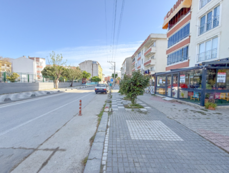 Kumbağ'da İşlek Cadde Üzerinde Okul Karşısında Satılık Dükkan