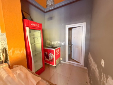 Kumbağ'da İşlek Cadde Üzerinde Okul Karşısında Kiralık Dükkan