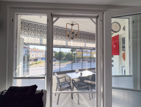 Kumbağ'da İskanlı Yeni Binada Caddeye Sıfır Eşyalı Satılık 1+1 Daire