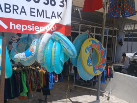 Kumbağ'da İşlek Ana Cadde Üzerinde Okul Karşısında Satılık 100 M2 Dükkan