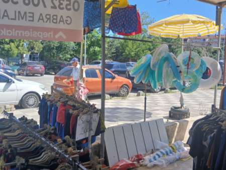 Kumbağ'da İşlek Ana Cadde Üzerinde Okul Karşısında Satılık 100 M2 Dükkan