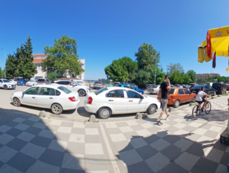 Kumbağ'da İşlek Ana Cadde Üzerinde Okul Karşısında Satılık 100 M2 Dükkan