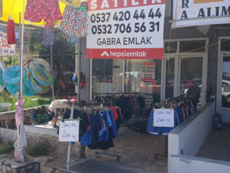 Kumbağ'da İşlek Ana Cadde Üzerinde Okul Karşısında Satılık 100 M2 Dükkan