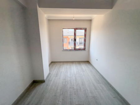 Kumbağ Lüks Havuzlu Yonca Evleri Sitesinde Satılık 2+1 Daireler