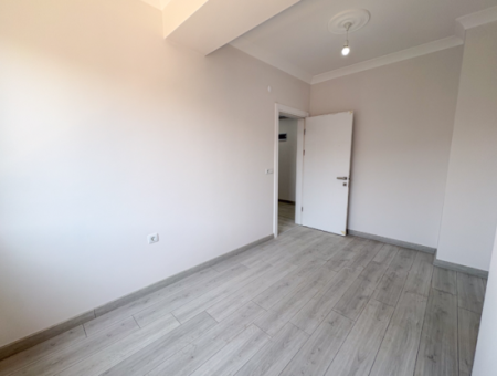 Kumbağ Lüks Havuzlu Yonca Evleri Sitesinde Satılık 2+1 Daireler