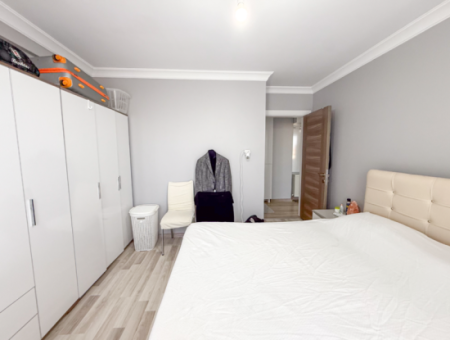 Kumbağ'da Denize Sıfır Havuzlu Sitede Satılık Eşyalı 2+1 Daire