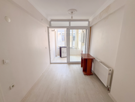 Kumbağ Merkezi Konumda Geniş İskanlı 2+1 Satılık Daire