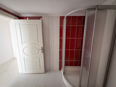 Kumbağ Merkezi Konumda Geniş İskanlı 2+1 Satılık Daire