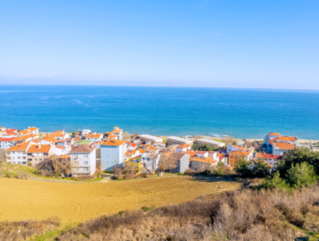 Kumbağ'da Panoramik Deniz Manzaralı İskanlı Satılık 1+1 Daire