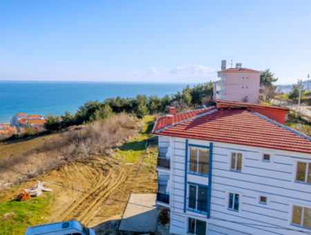 Kumbağ'da Panoramik Deniz Manzaralı İskanlı Satılık 1+1 Daire