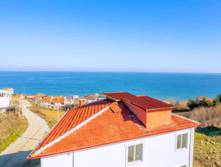 Kumbağ'da Panoramik Deniz Manzaralı İskanlı Satılık 1+1 Daire