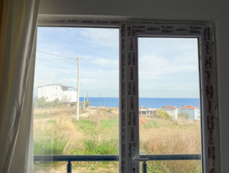 Kumbağ'da Panoramik Deniz Manzaralı İskanlı Satılık 1+1 Daire