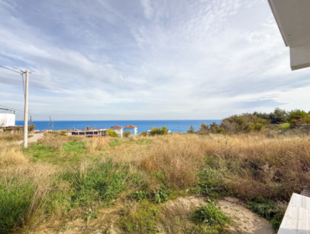 Kumbağ'da Panoramik Deniz Manzaralı İskanlı Satılık 1+1 Daire