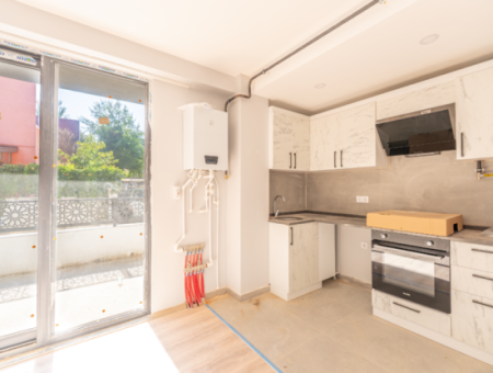 Değirmenaltı Mh Denize Sıfır Kiralık Bahçe Kat Lüks 2+1 Daireler