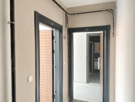 (Komisyonsuz) Kumbağ Merkez'de 0.64 Kredi İle Satılık 2+1 Yazlıklar