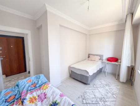 Kumbağ'da Park Karşısında Kiralık Eşyalı Lüks 2+1 Daire