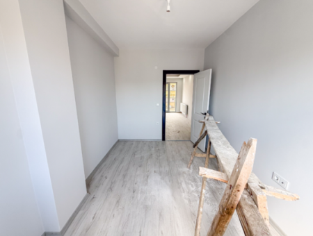 Kumbağ Yeni Binada Ferah Ve Denize Yakın Kiralık Sıfır 2+1 Daire