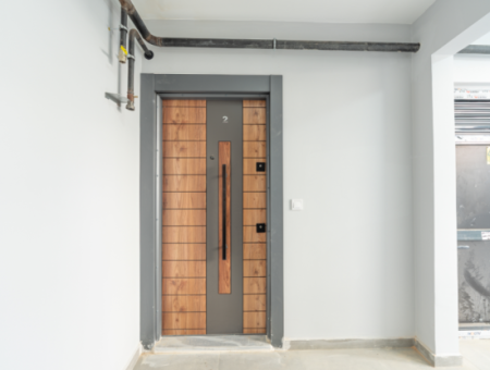 Değirmenaltı Mh Denize Sıfır Kiralık Bahçe Kat Lüks 2+1 Daireler