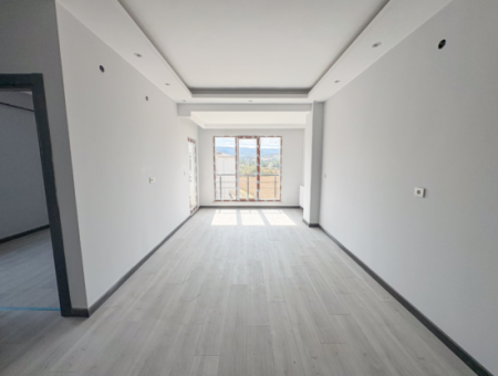 Kumbağ'da Lüks Havuzlu Ova Kent 2 Sitesinde Satılık 2+1 Daireler