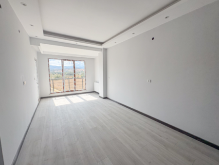 Kumbağ'da Lüks Havuzlu Ova Kent 2 Sitesinde Satılık 2+1 Daireler