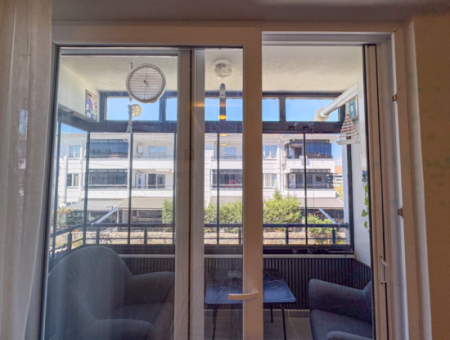 Aquaparklı Havuzlu Denize Yakın Sitede Satılık Eşyalı 1+1 Daire